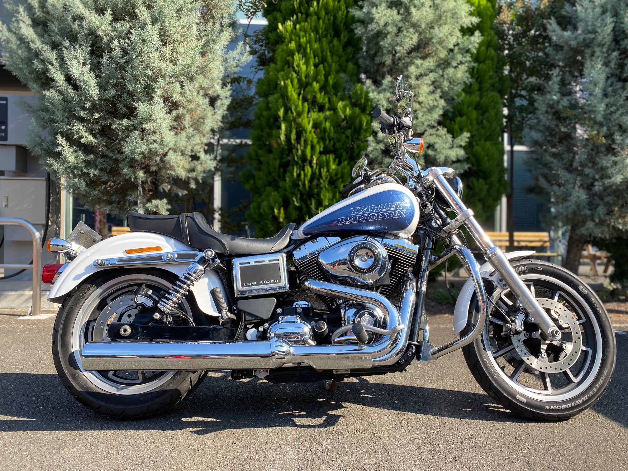 中古車入荷情報：新旧ローライダー入荷しました。 | Harley-Davidson® 横浜