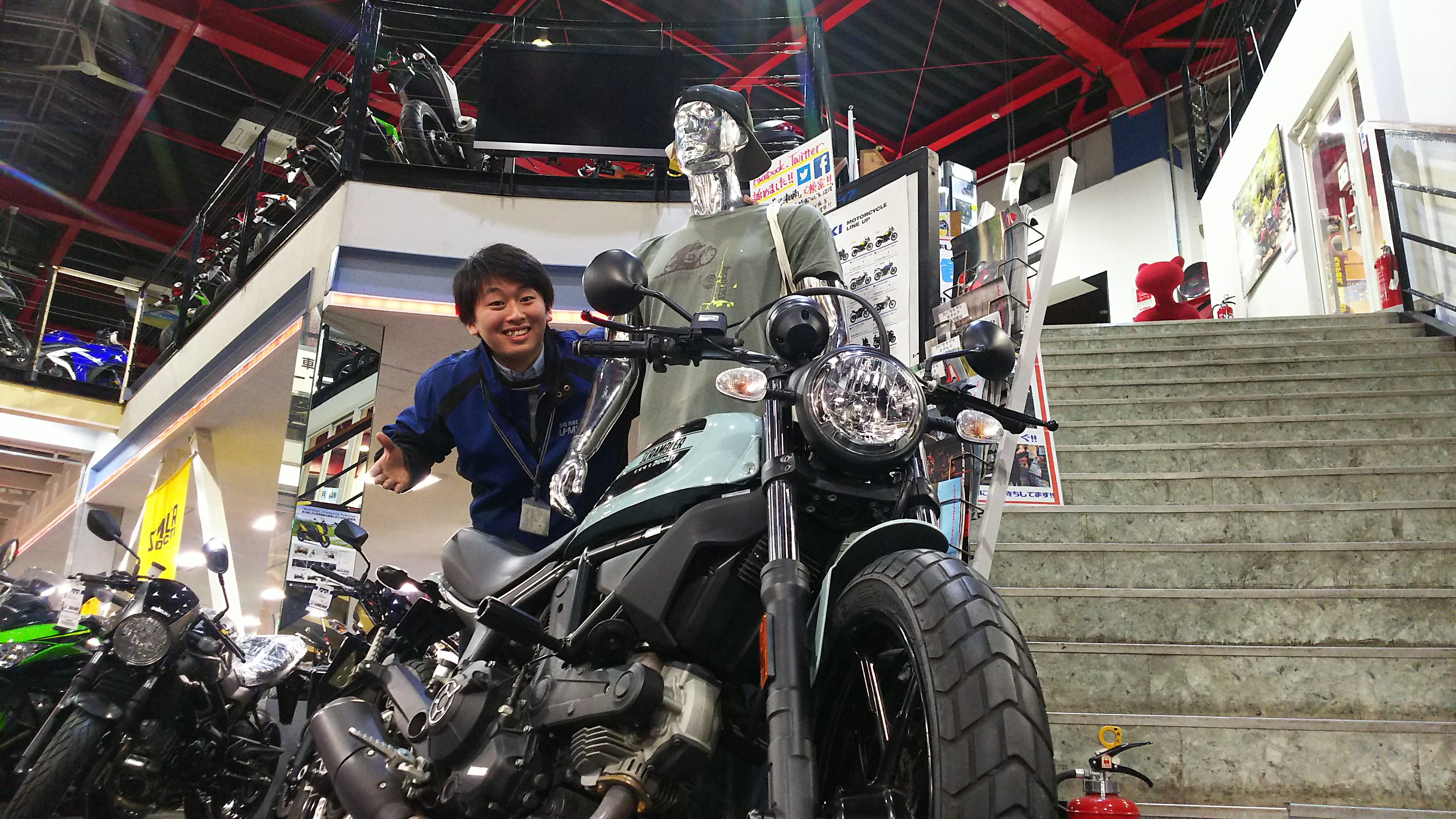 Sixty2がオレンジの一色展開になってしまいます 最新情報 U Media ユーメディア 中古バイク 新車バイク 探しの決定版 神奈川 東京でバイク探すならユーメディア