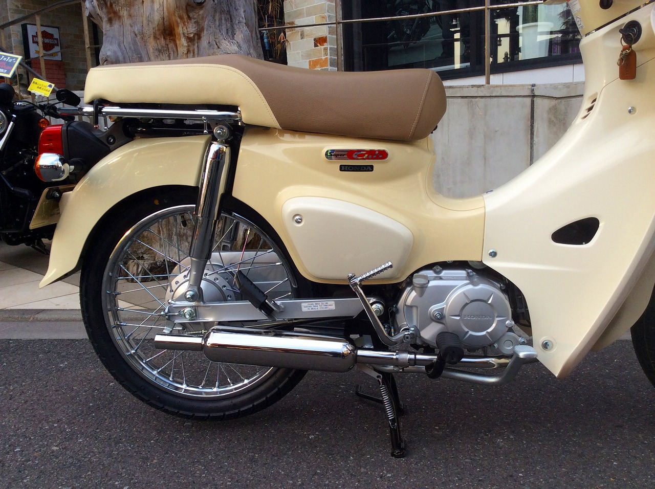 新型カブマフラー その２ 最新情報 U Media ユーメディア 中古バイク 新車バイク探しの決定版 神奈川 東京でバイク探すならユーメディア