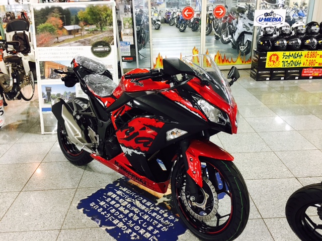 Ninja250NEWカラー(^^)/ [最新情報] | U-MEDIA (ユーメディア) | - 中古バイク・新車バイク探しの決定版！神奈川・東京で バイク探すならユーメディア！