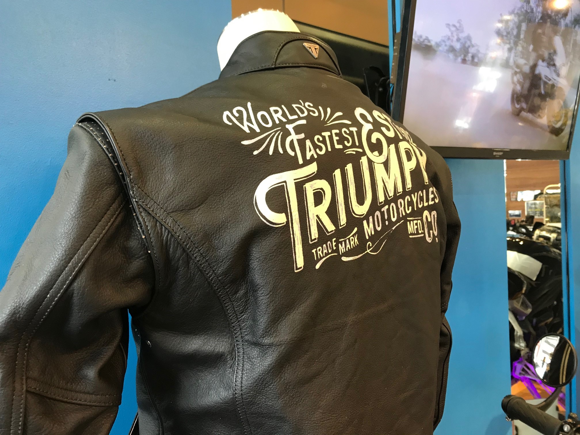 大人気! triumph レザージャケット ienomat.com.br