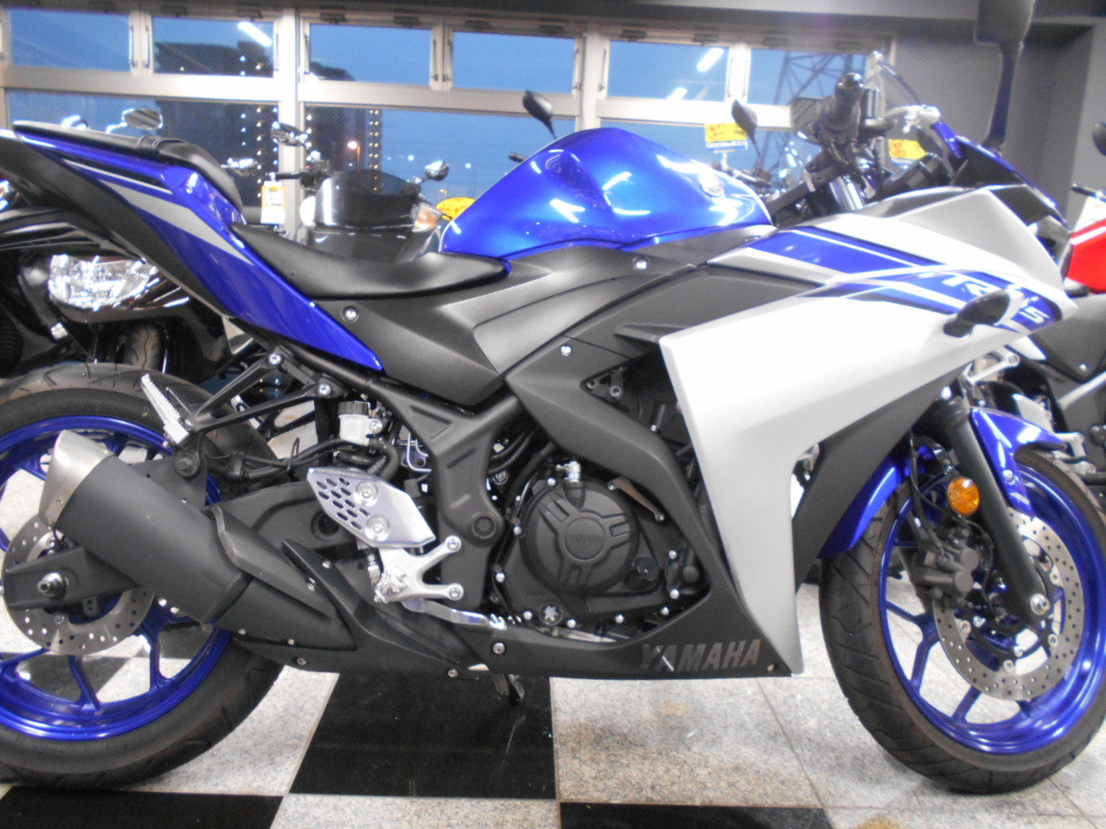 中古車情報】2016年式YZF－R25 [最新情報] | U-MEDIA (ユーメディア) | -  中古バイク・新車バイク探しの決定版！神奈川・東京でバイク探すならユーメディア！