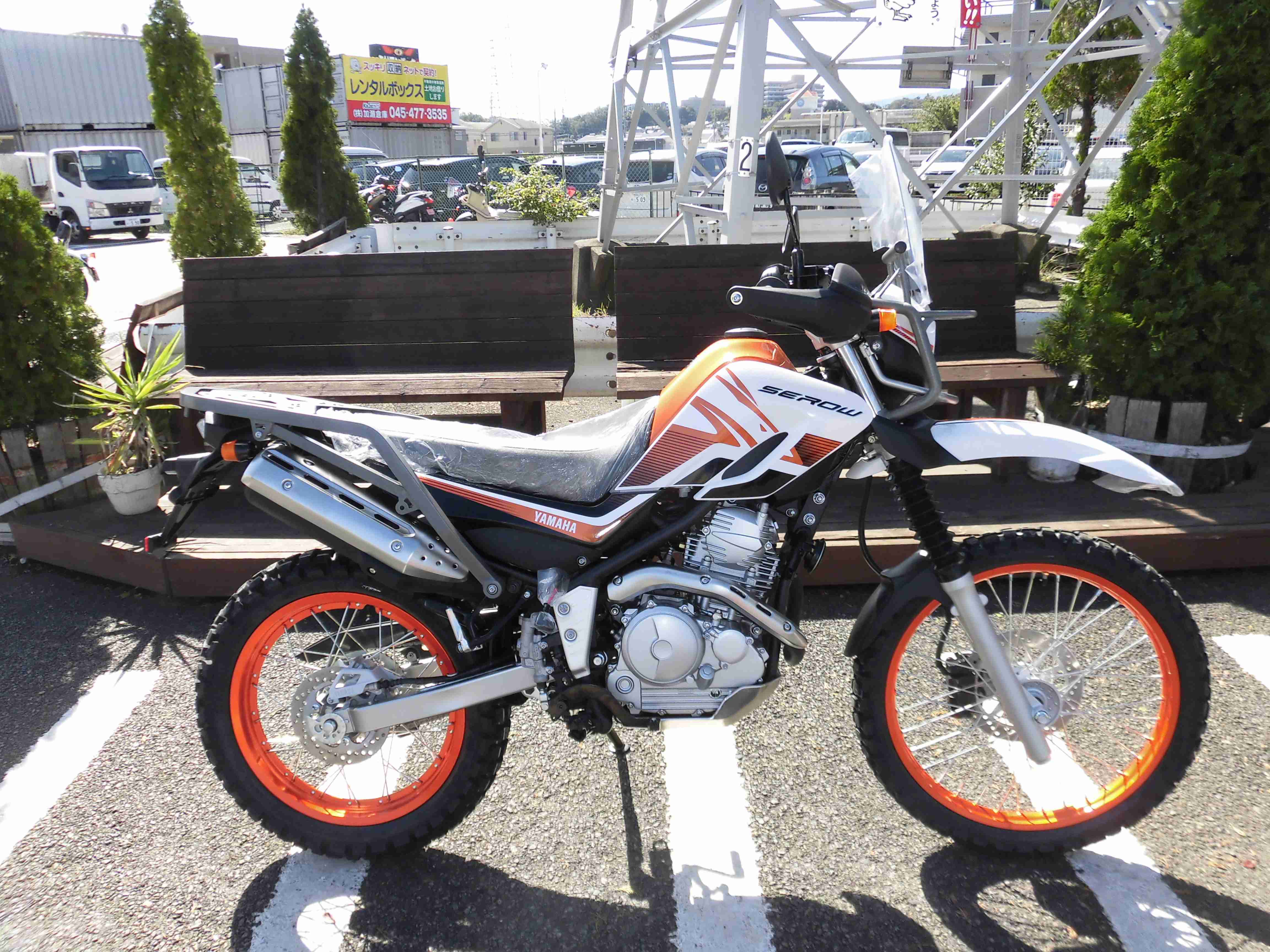 10 18入庫予定 新型セロー250 白 青 最新情報 U Media ユーメディア 中古バイク 新車バイク探しの決定版 神奈川 東京でバイク探すならユーメディア