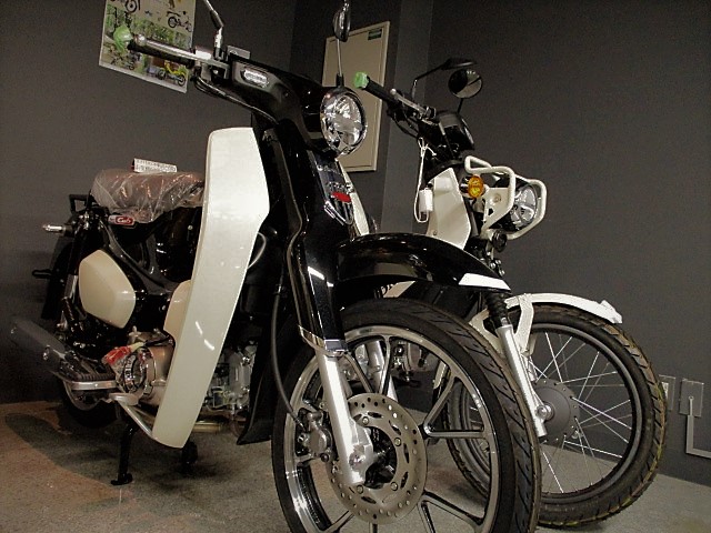 クロスカブ C125 現在1台ずつあります 最新情報 U Media ユーメディア 中古バイク 新車バイク探しの決定版 神奈川 東京でバイク探すならユーメディア